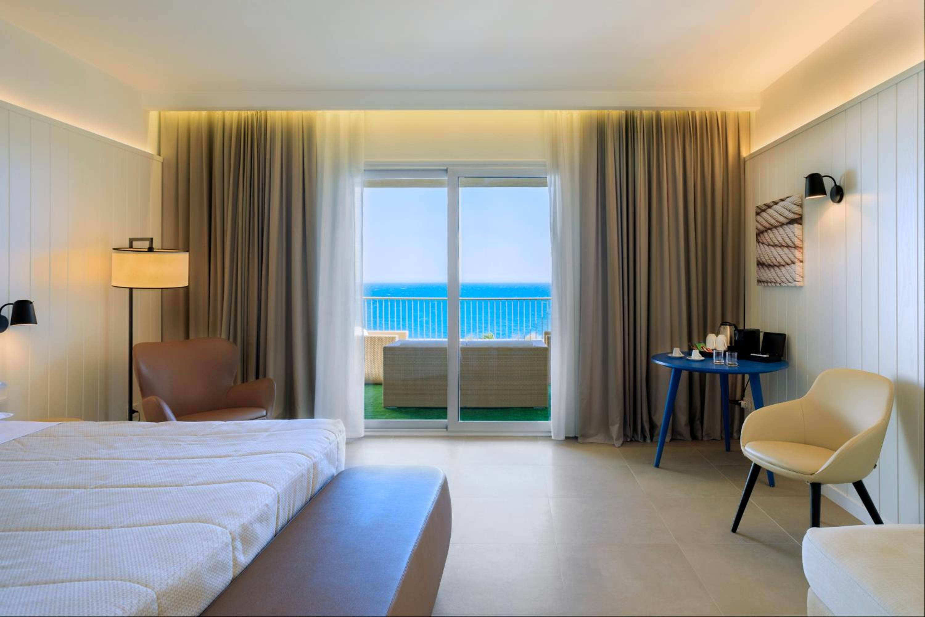 Room at Mangia's Torre del Barone Resort & Spa, SCIACCA