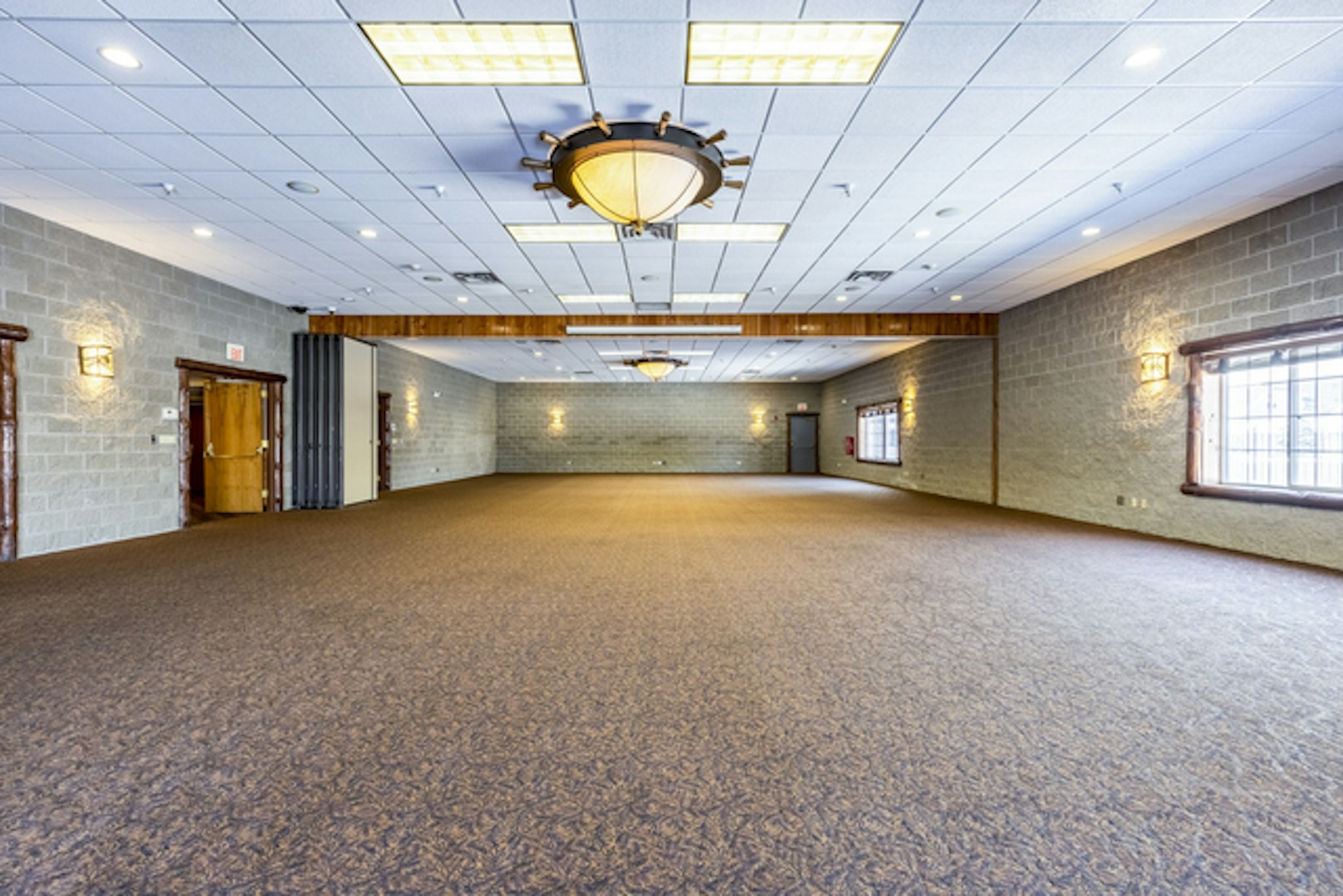 Stoney Creek Hotel Peoria 39/40