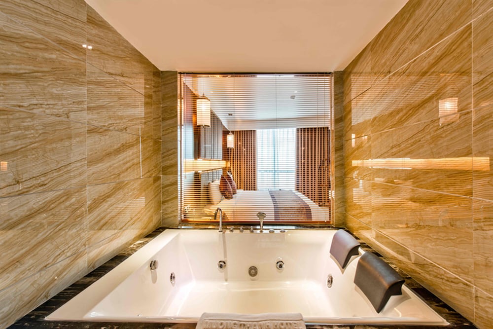 Muong Thanh Luxury Buon Ma Thuot Hotel 37/61