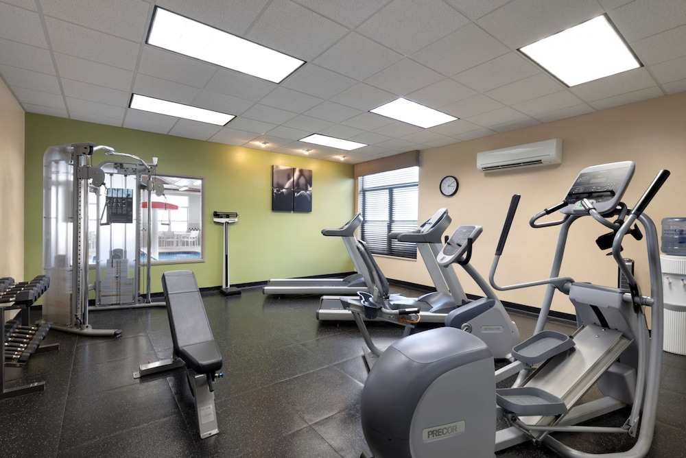 Country Inn and Suites By Radisson, Houghton, MI 8/26