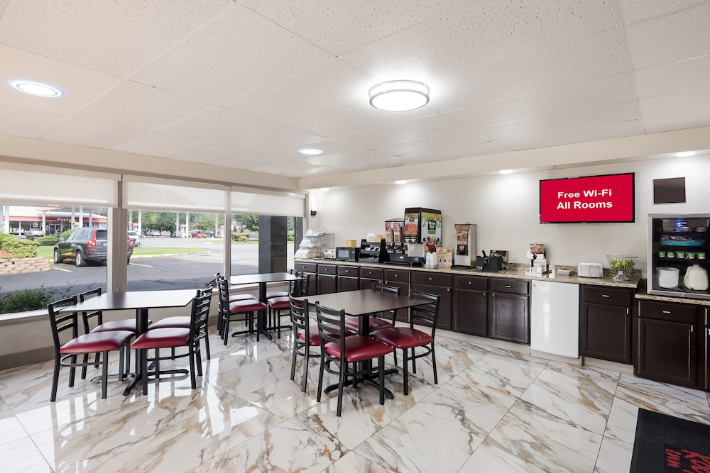 Red Roof Inn Lenoir 23/30