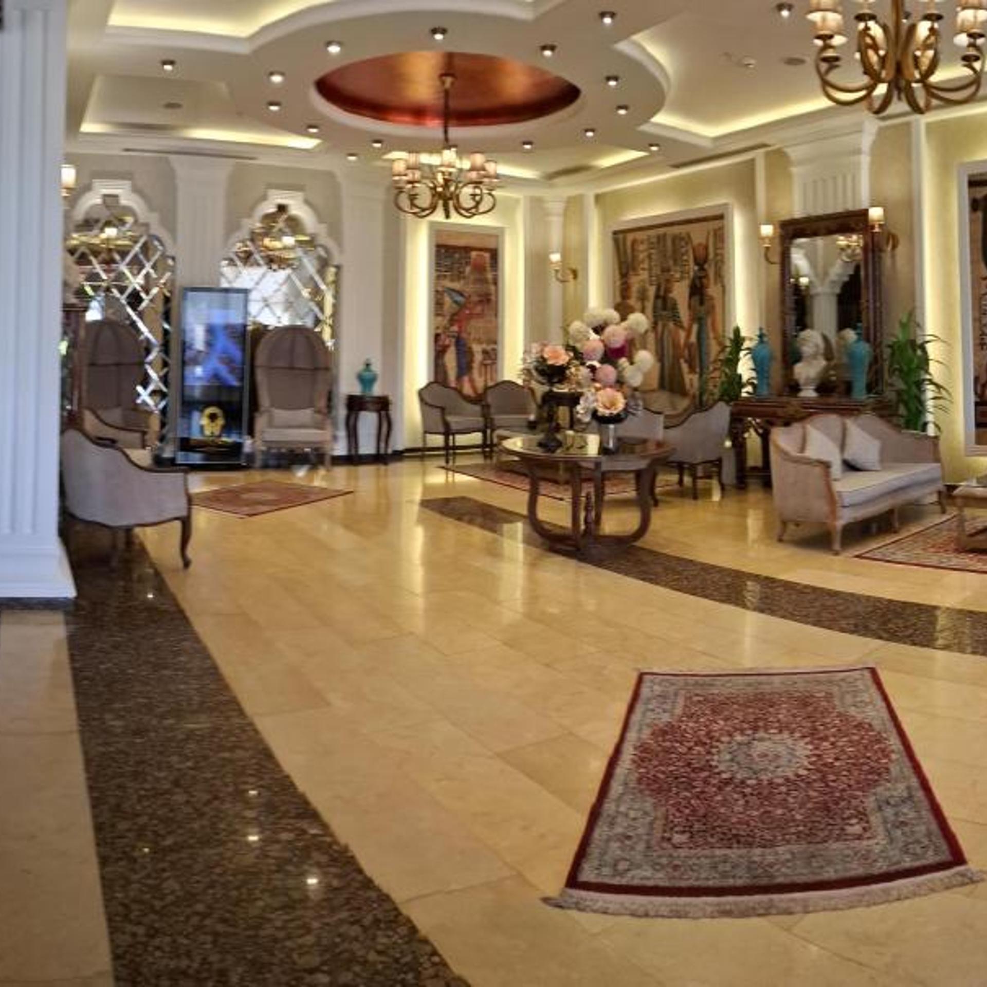Hyksos Hotel 12/62