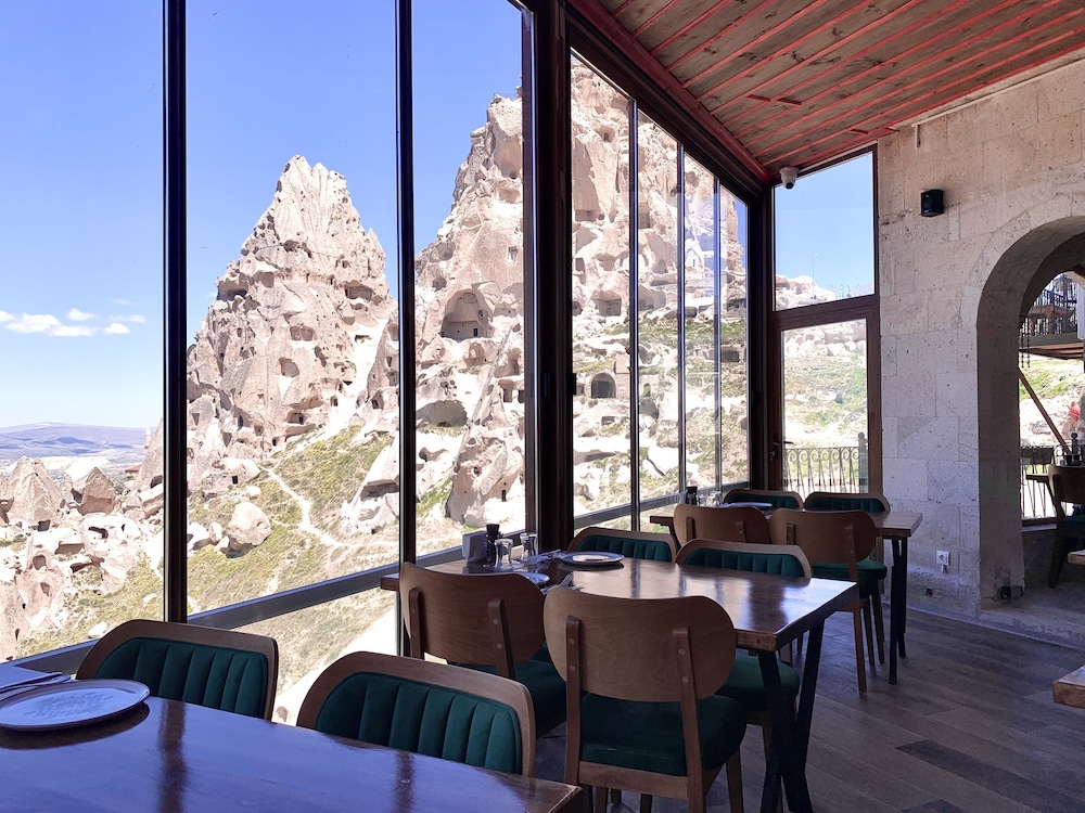 Caldera Hotel 61/77