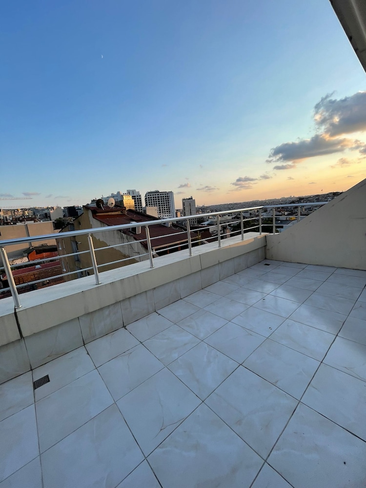 Beyzas Suites 65/71