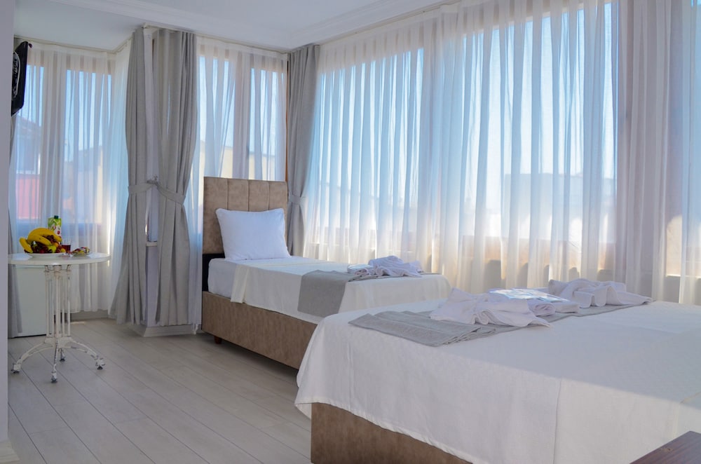 Yasmin Hotel 20/48
