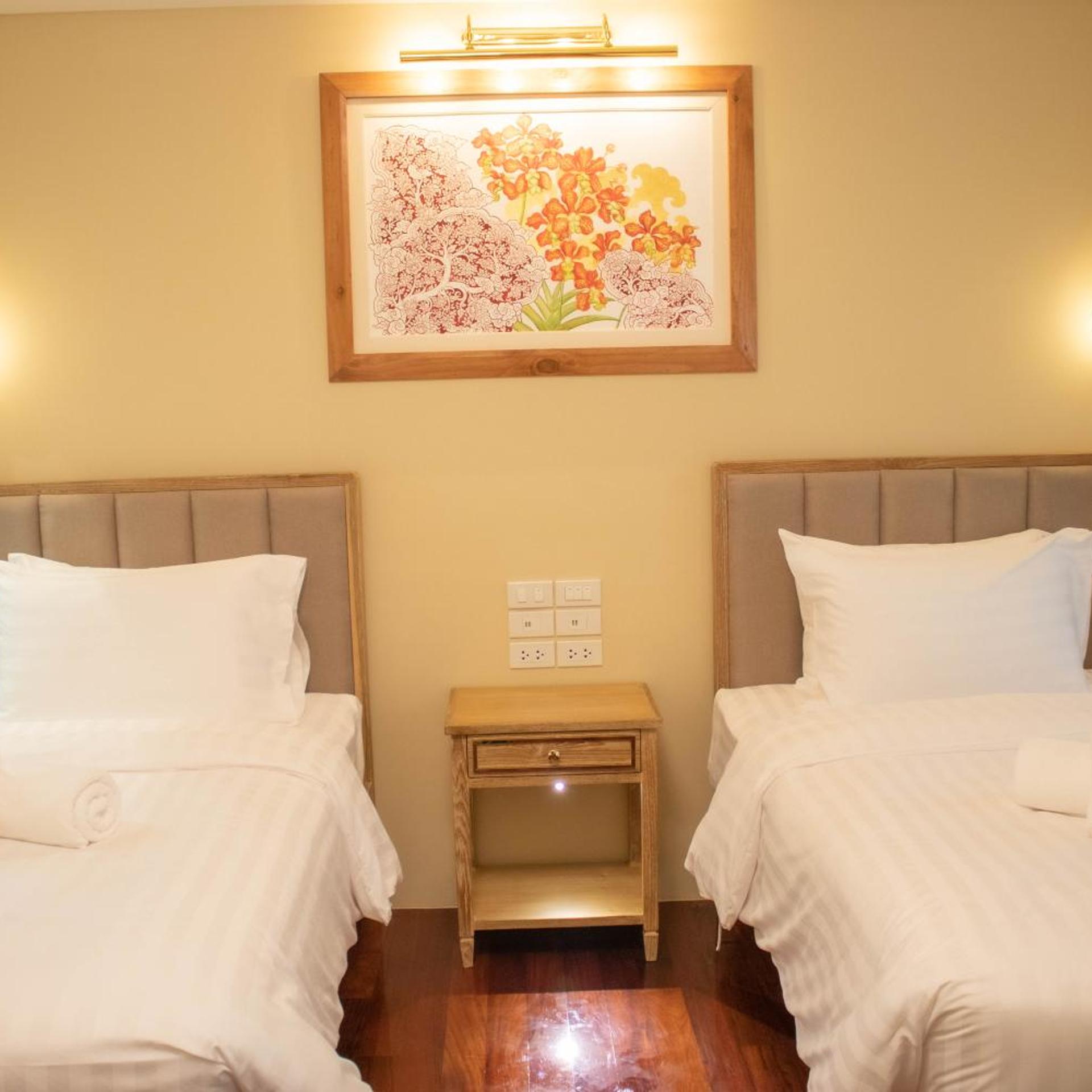 Siri Ratchadamnoen Bangkok Hotel 11/33