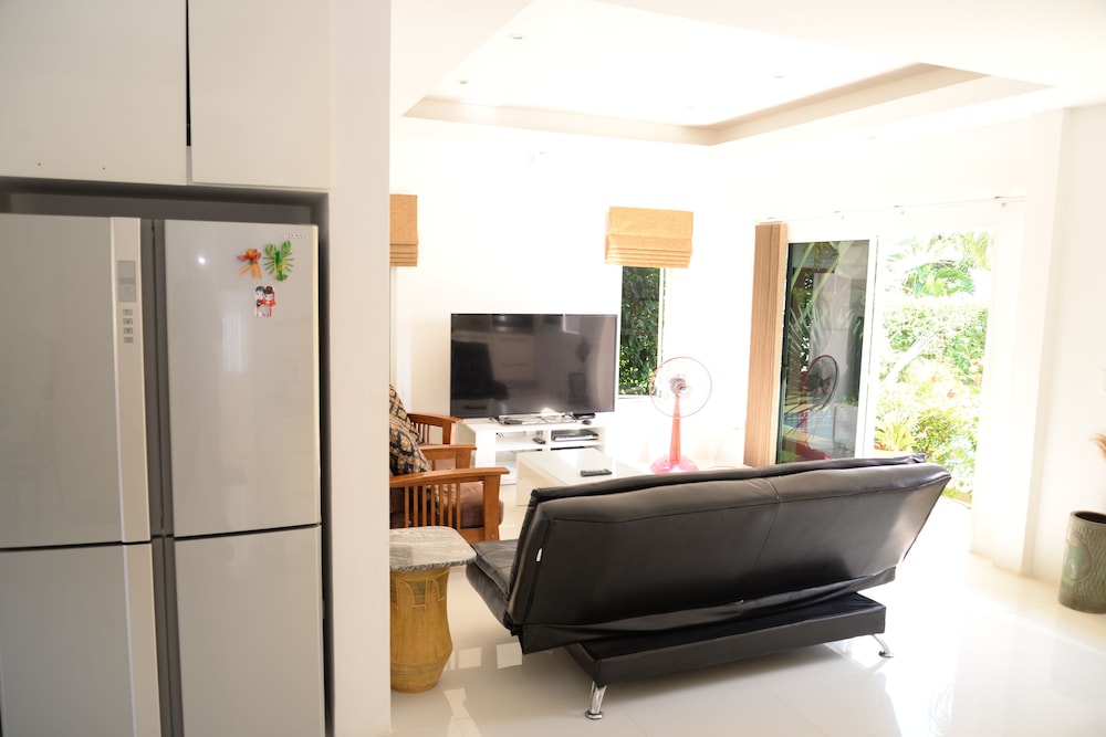 Bangsaray Villa 8/18