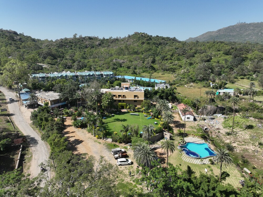 Achal Resort 34/50