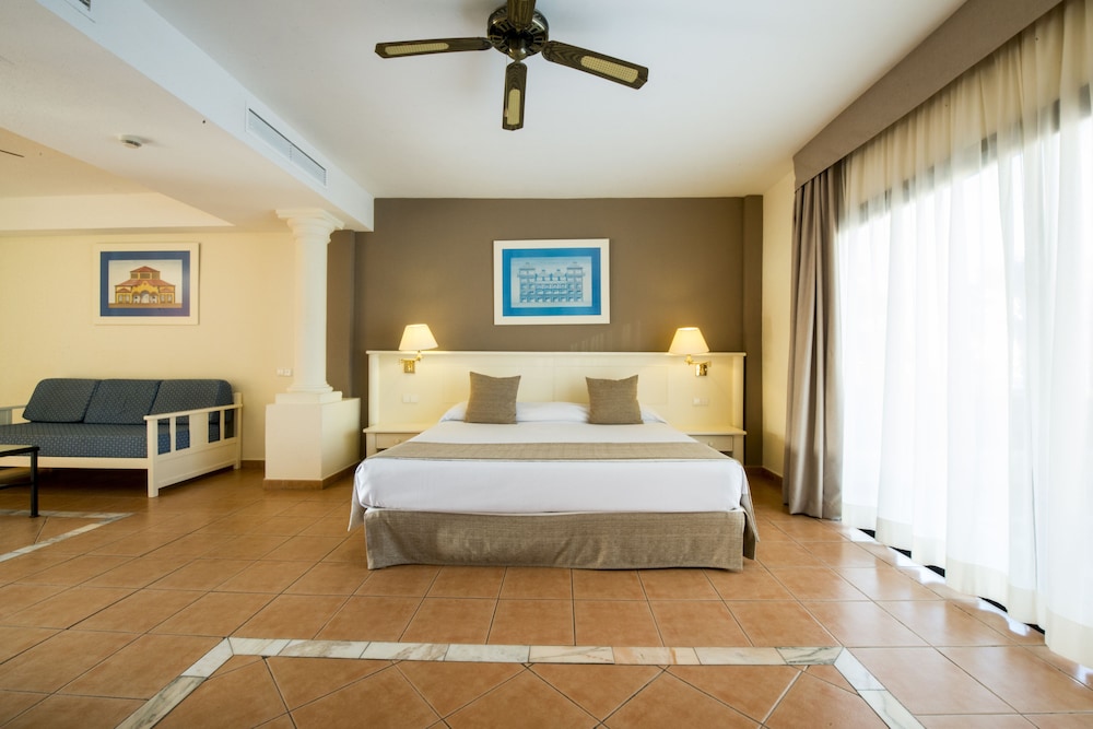 Bahia Principe Sunlight Costa Adeje 24/71