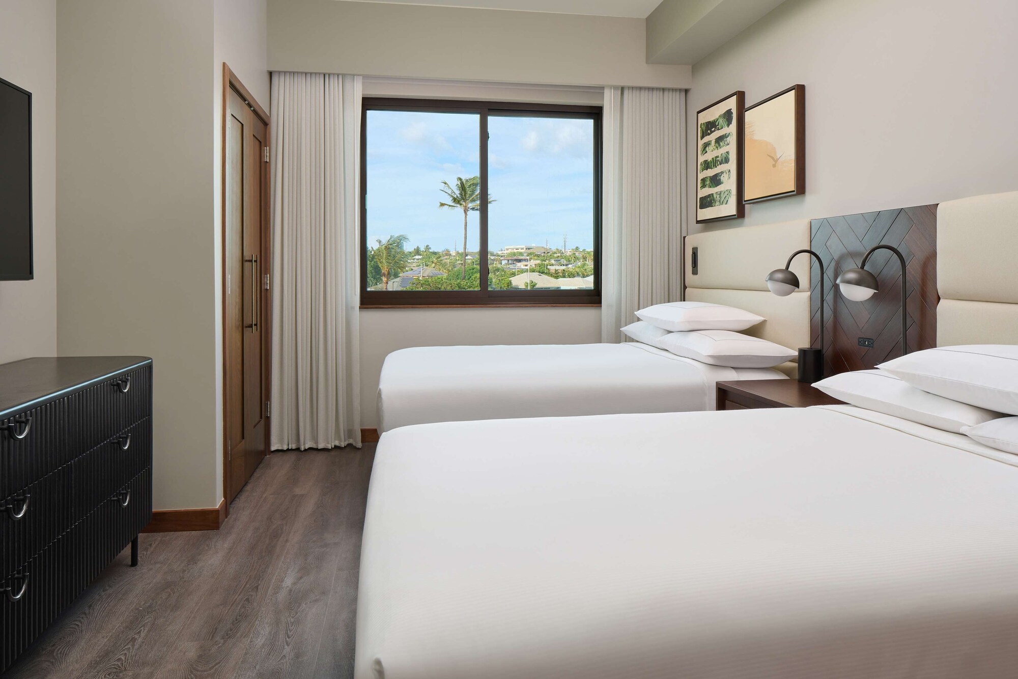 1 BEDROOM, 2 DOUBLE BEDS, RESORT VIEW