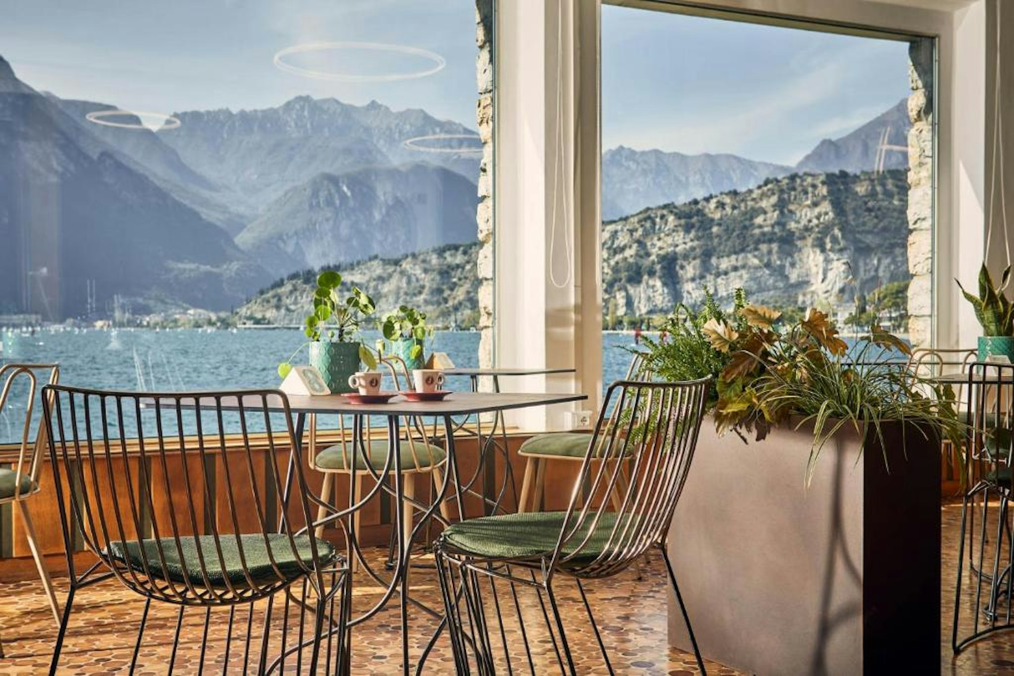HOTEL PARADISO 47/59