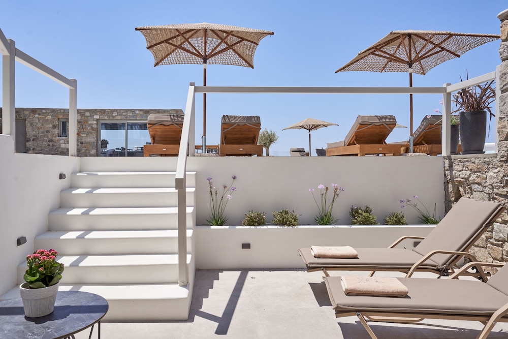 Ionic Suites 7/50