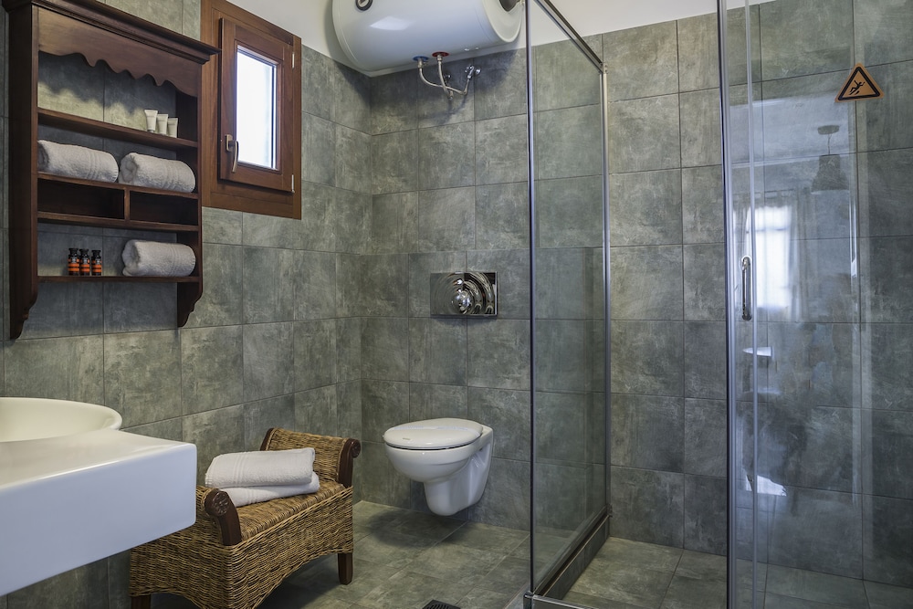 Balhambra Suites - Adults Only 47/50
