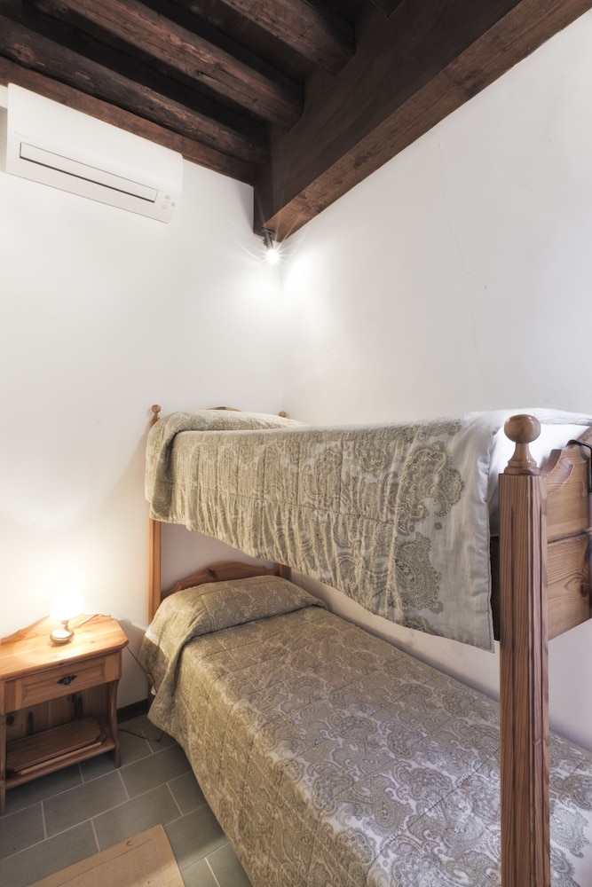 Palazzetto San Lio 21/39