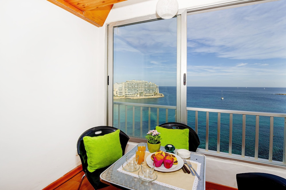 Spinola Bay Apartment 16/40