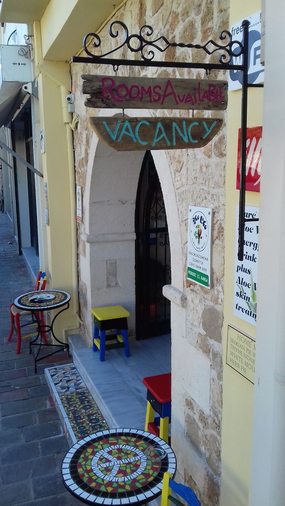 Poco Loco Hotel 39/50