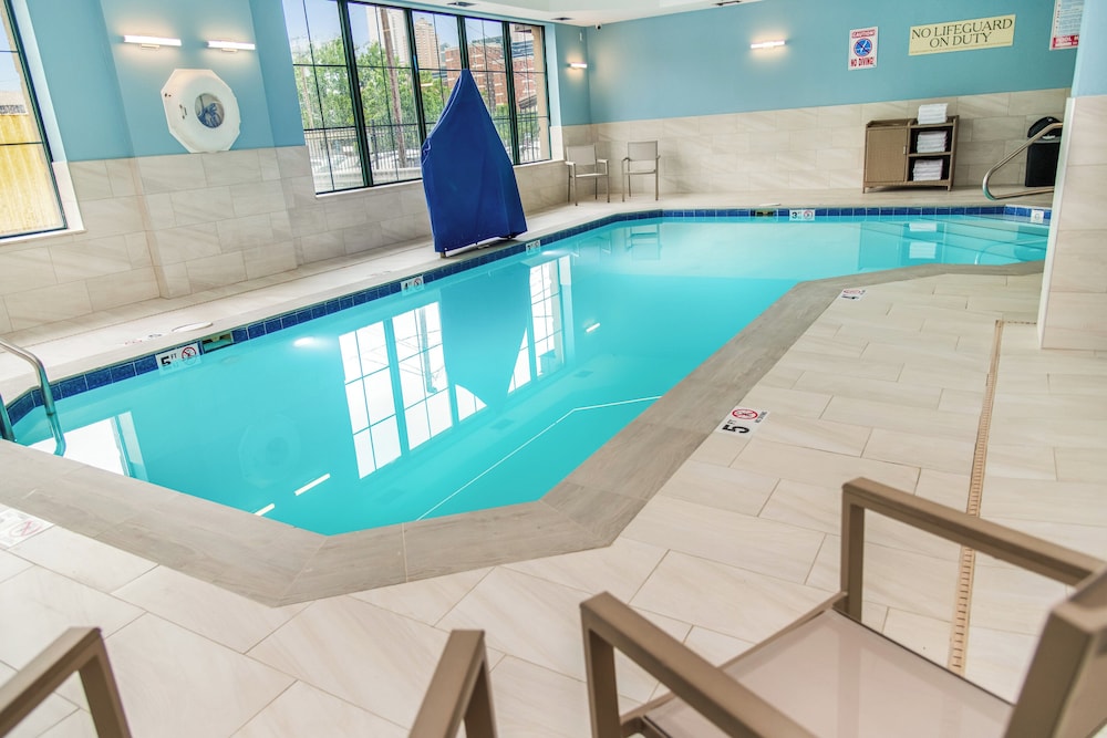 swimming pool spa