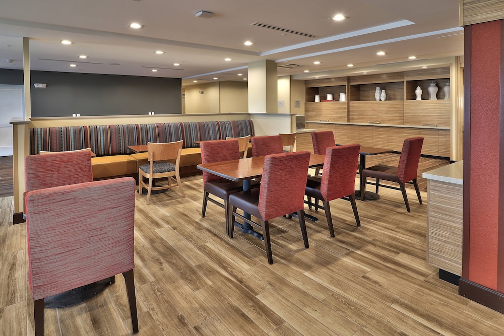 TownePlace Suites by Marriott Albuquerque Old Town 46/50