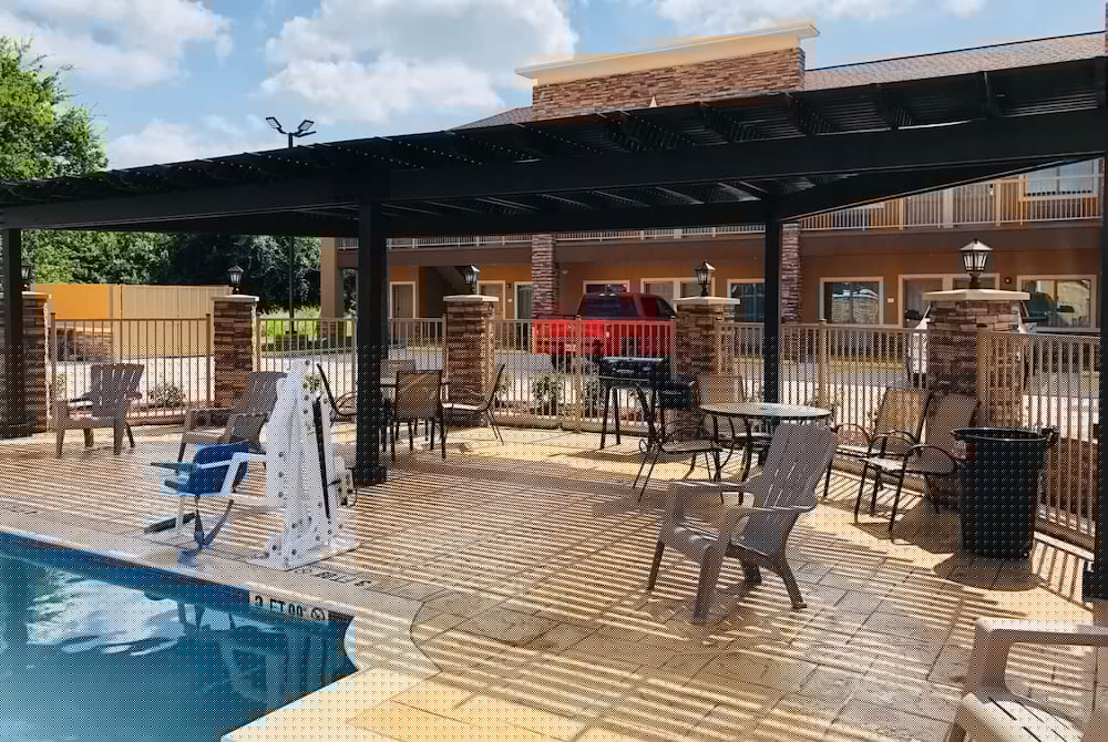 Super 8 by Wyndham Houston Northwest Cypress 21/32