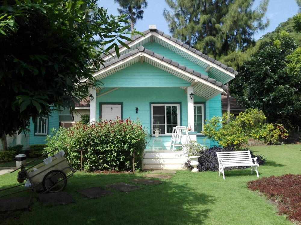 Cottages At Hill Resort 41/50