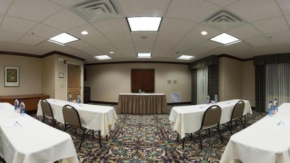 Staybridge Suites Akron-Stow-Cuyahoga Falls 61/65