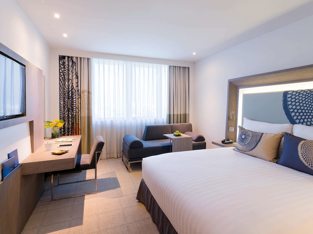 Novotel Bangkok Bangna 11/74