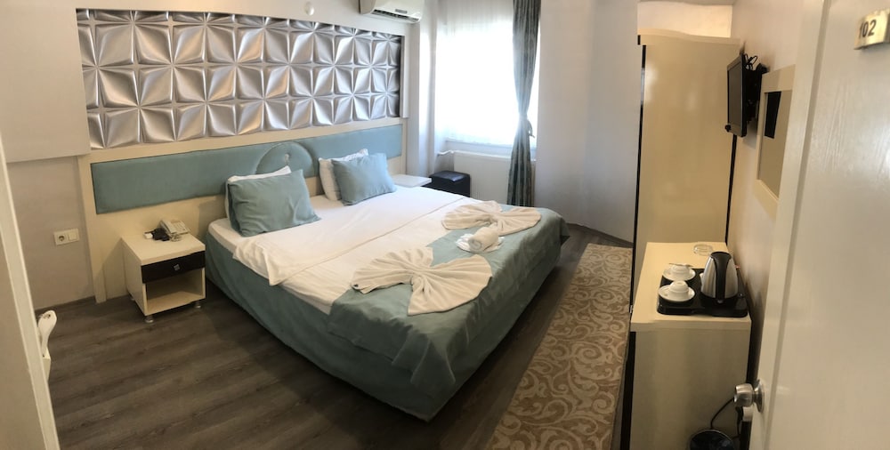 Grand Heykel Hotel 11/59