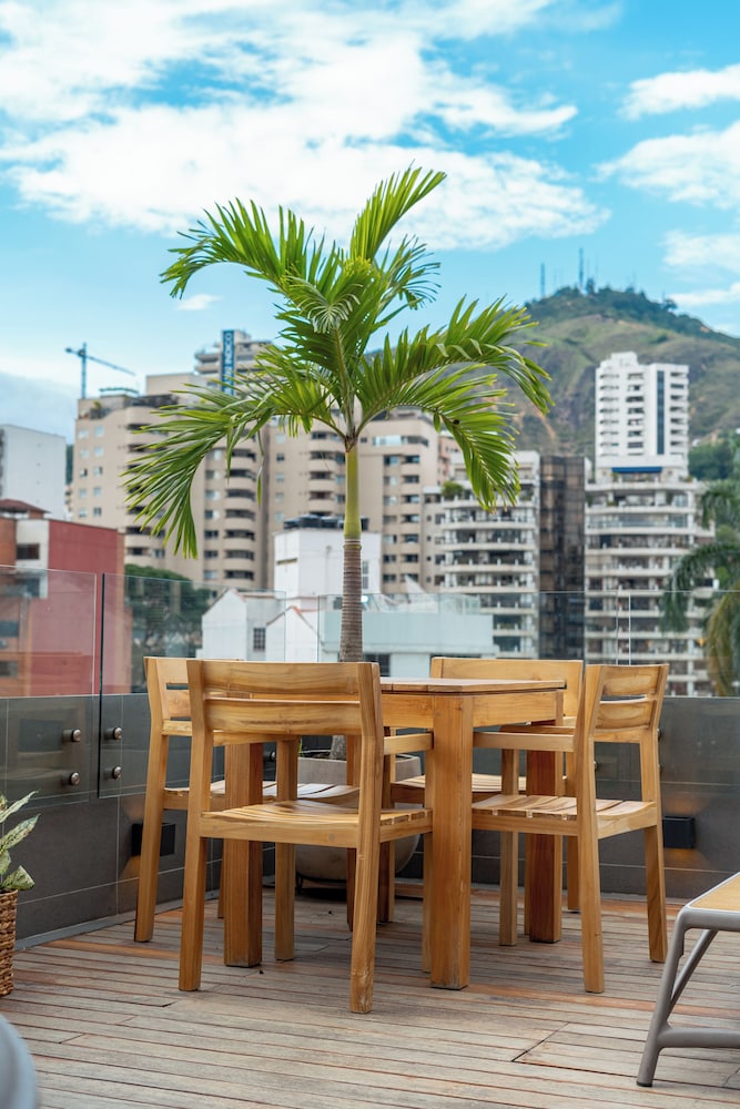 Hotel Ciudad Solar 6/50