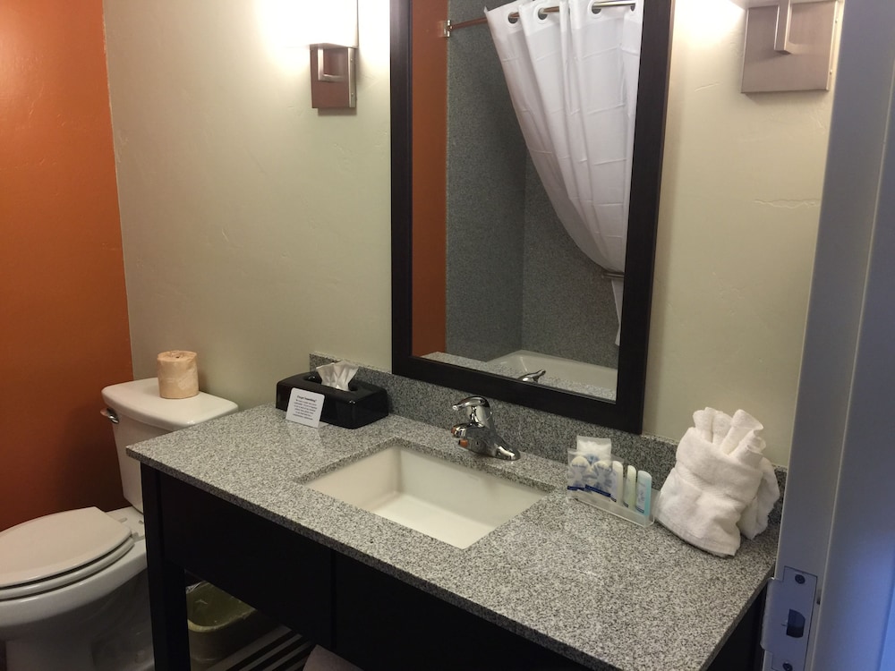 Sleep Inn & Suites Page at Lake Powell 17/51