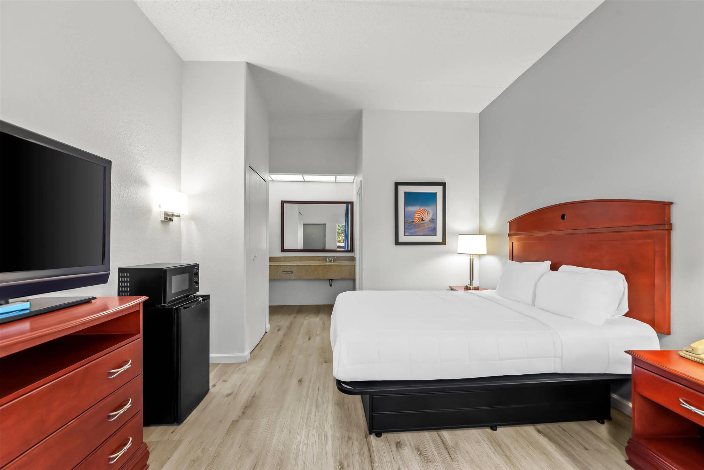 Quality Inn Weeki Wachee - Spring Hill 14/52