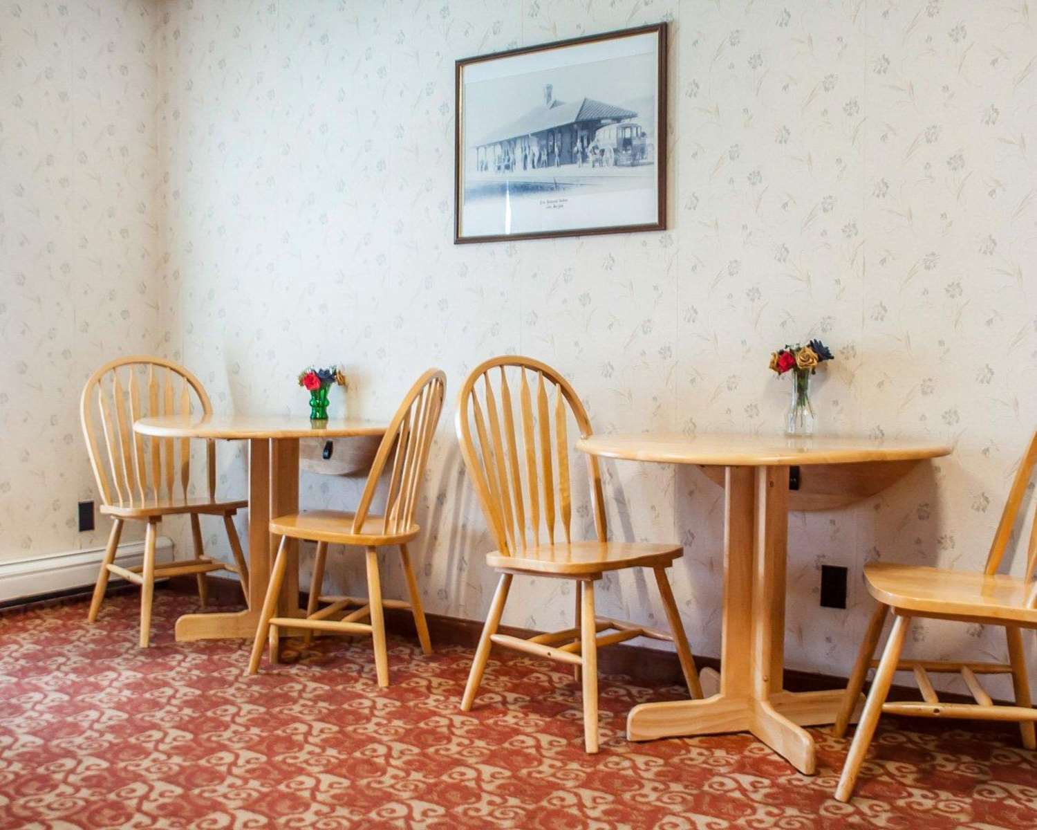 Econo Lodge Cuba I-86 18/20