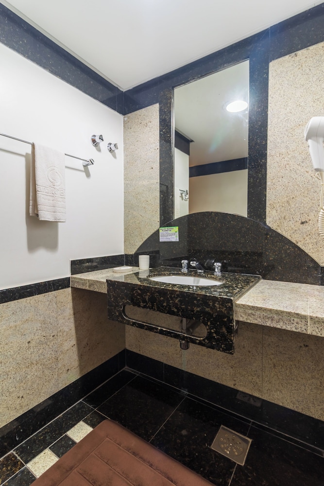 Planalto Bittar Hotel 21/50
