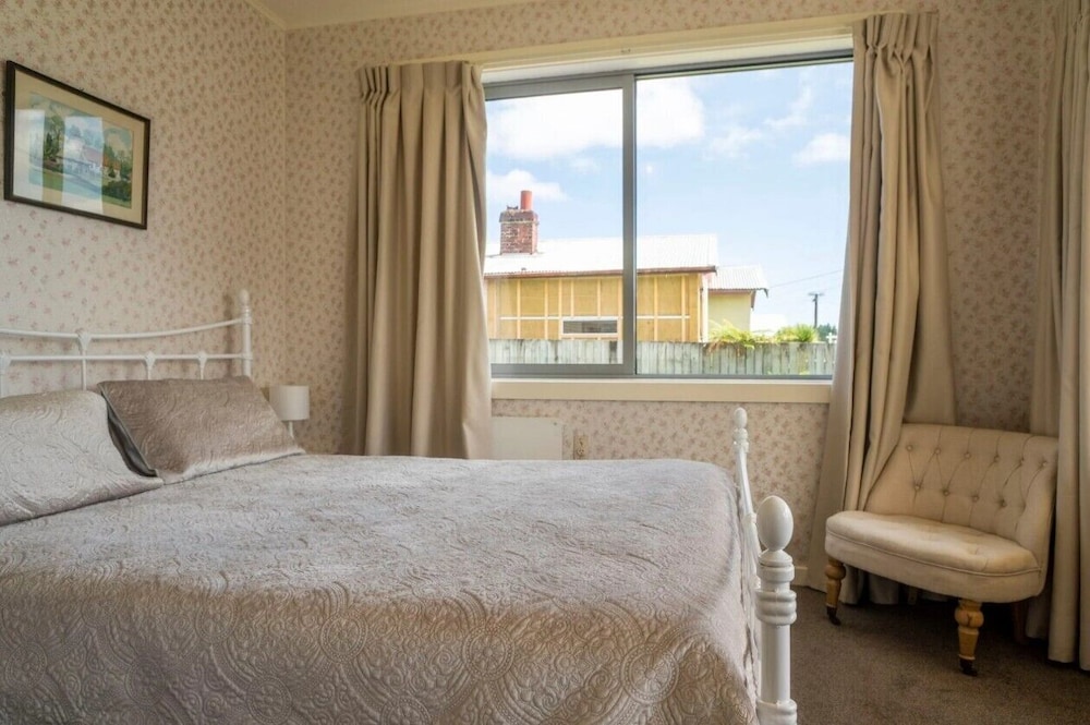 Theatre Royal Hotel 14/50
