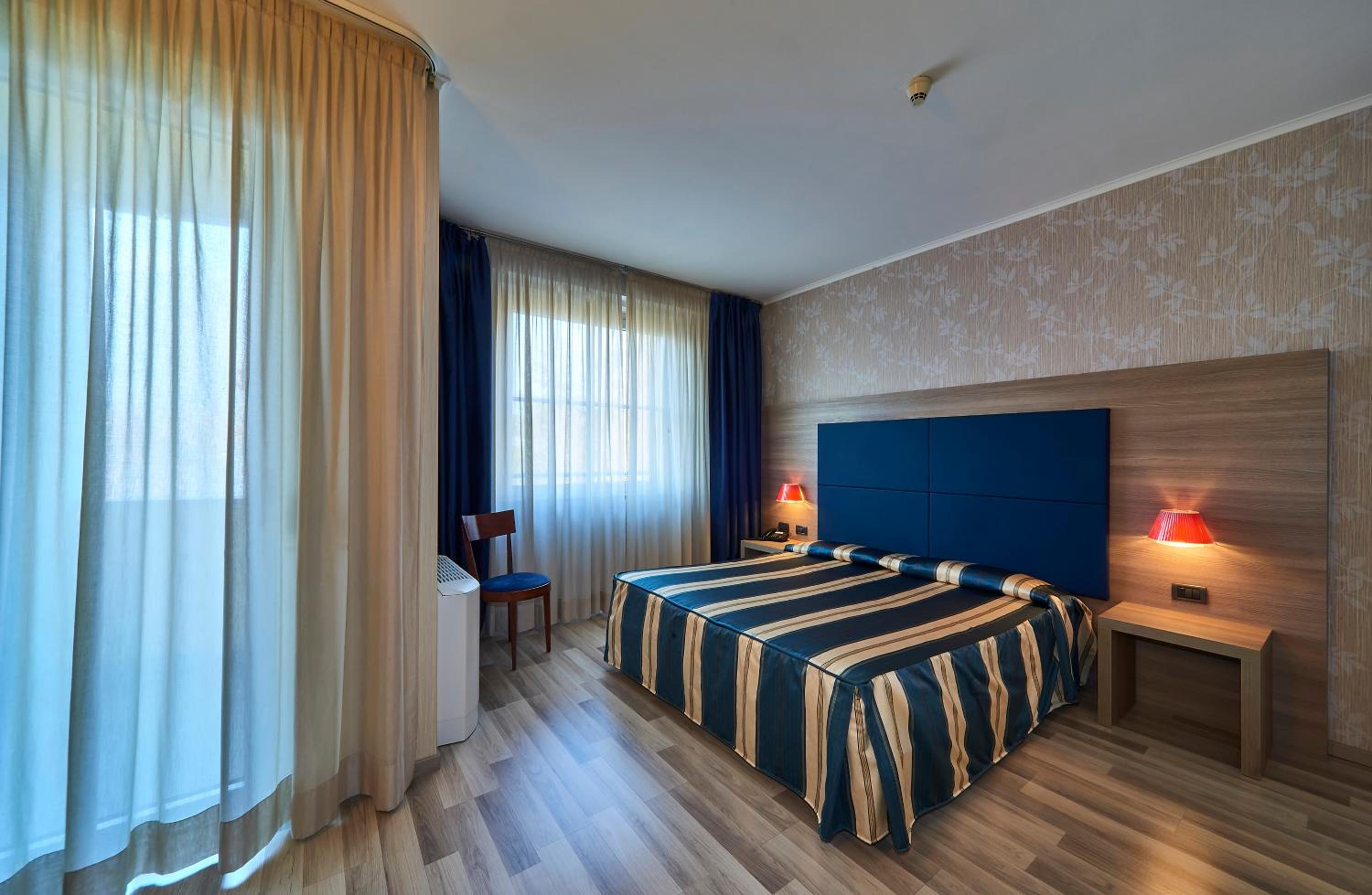 Superior, Double Bed, Hotel Alberi 4/10