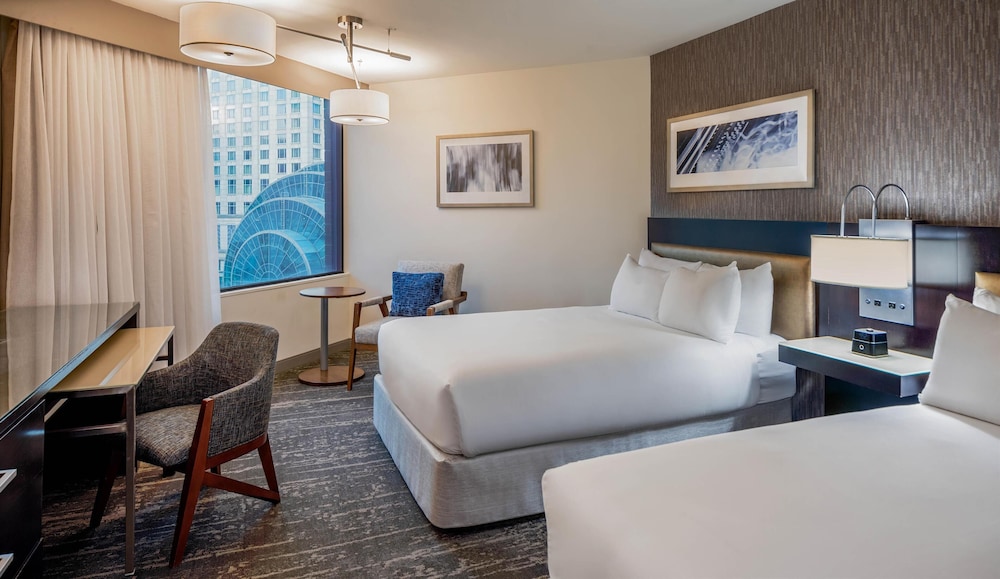 Hyatt Regency Indianapolis 17/69