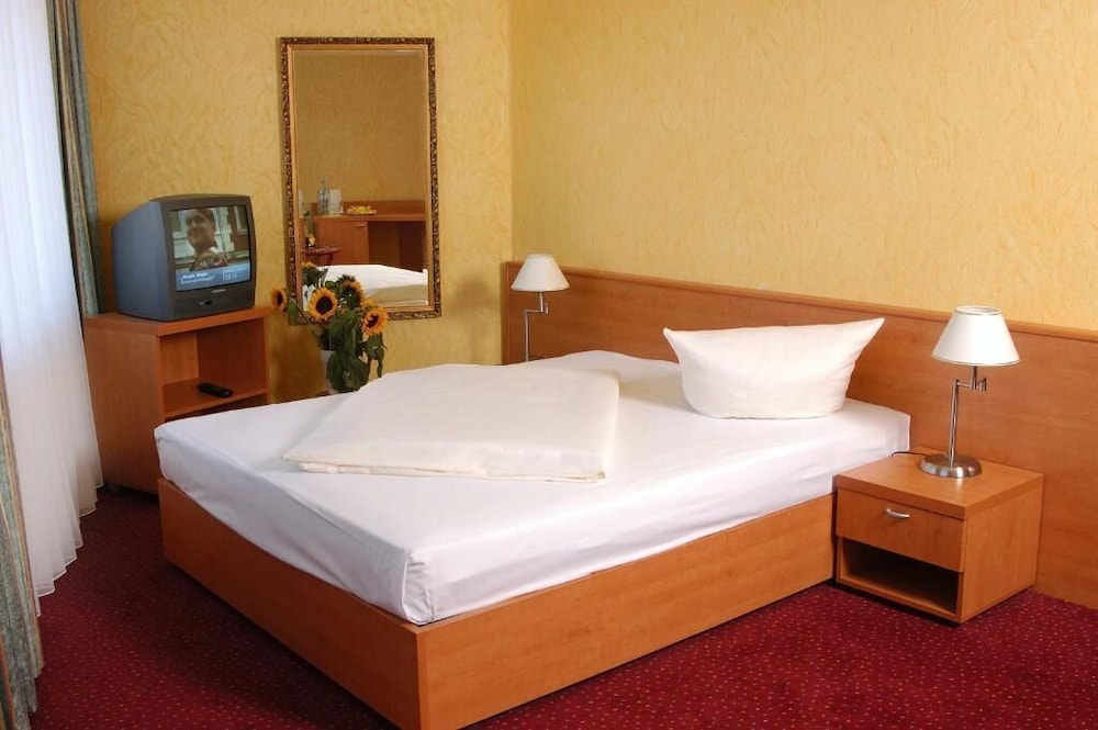 AXXON Hotel 16/41
