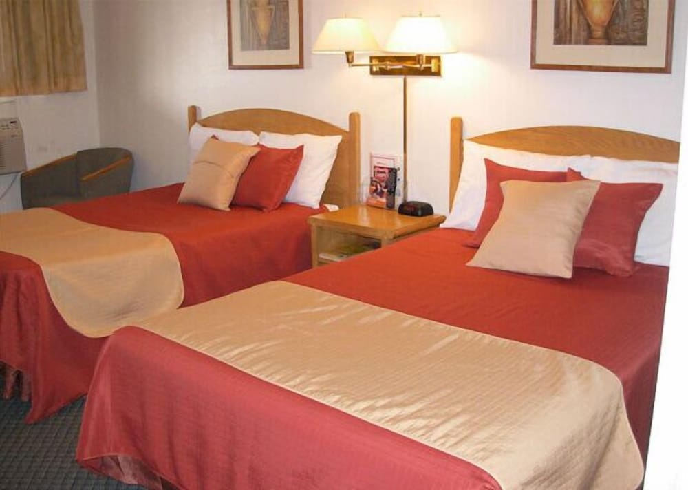 Red Carpet Motel 19/50
