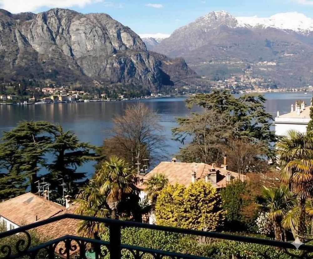 Hotel Don Ferrante 42/50