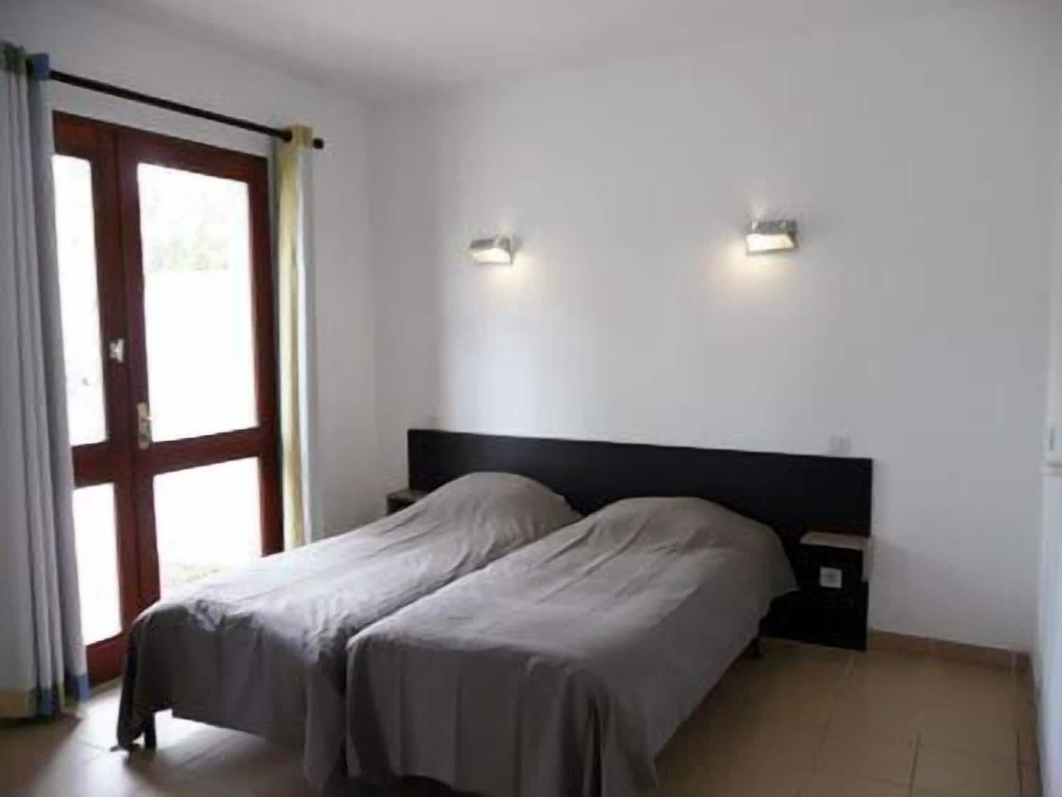 2 Bedrooms, Mobile Home, Double and Twin Beds
