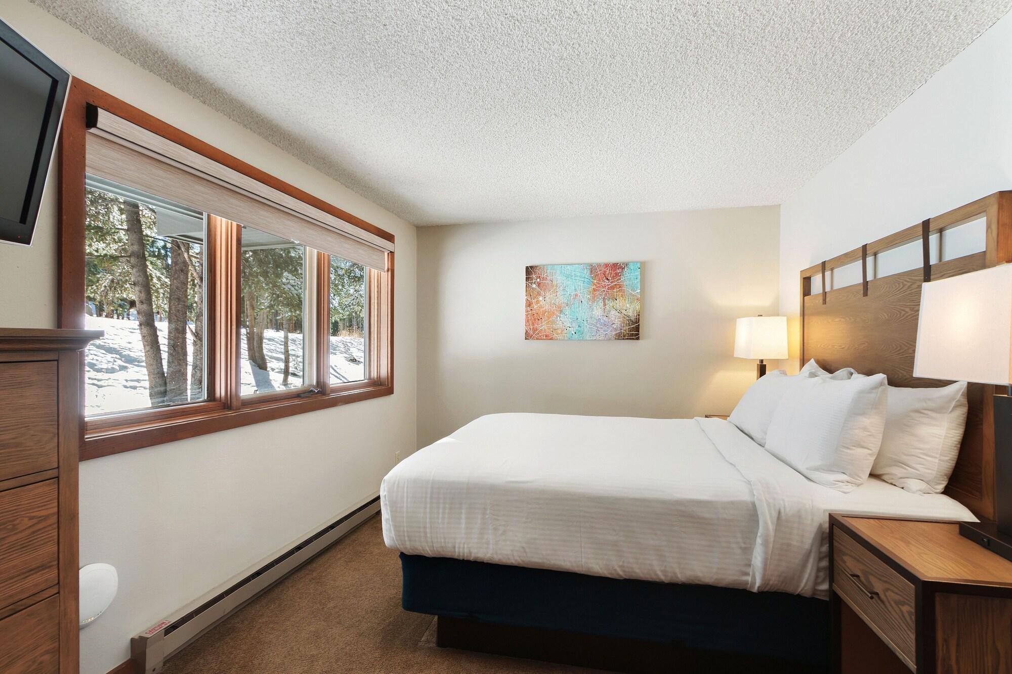 3 Bedrooms, Town House