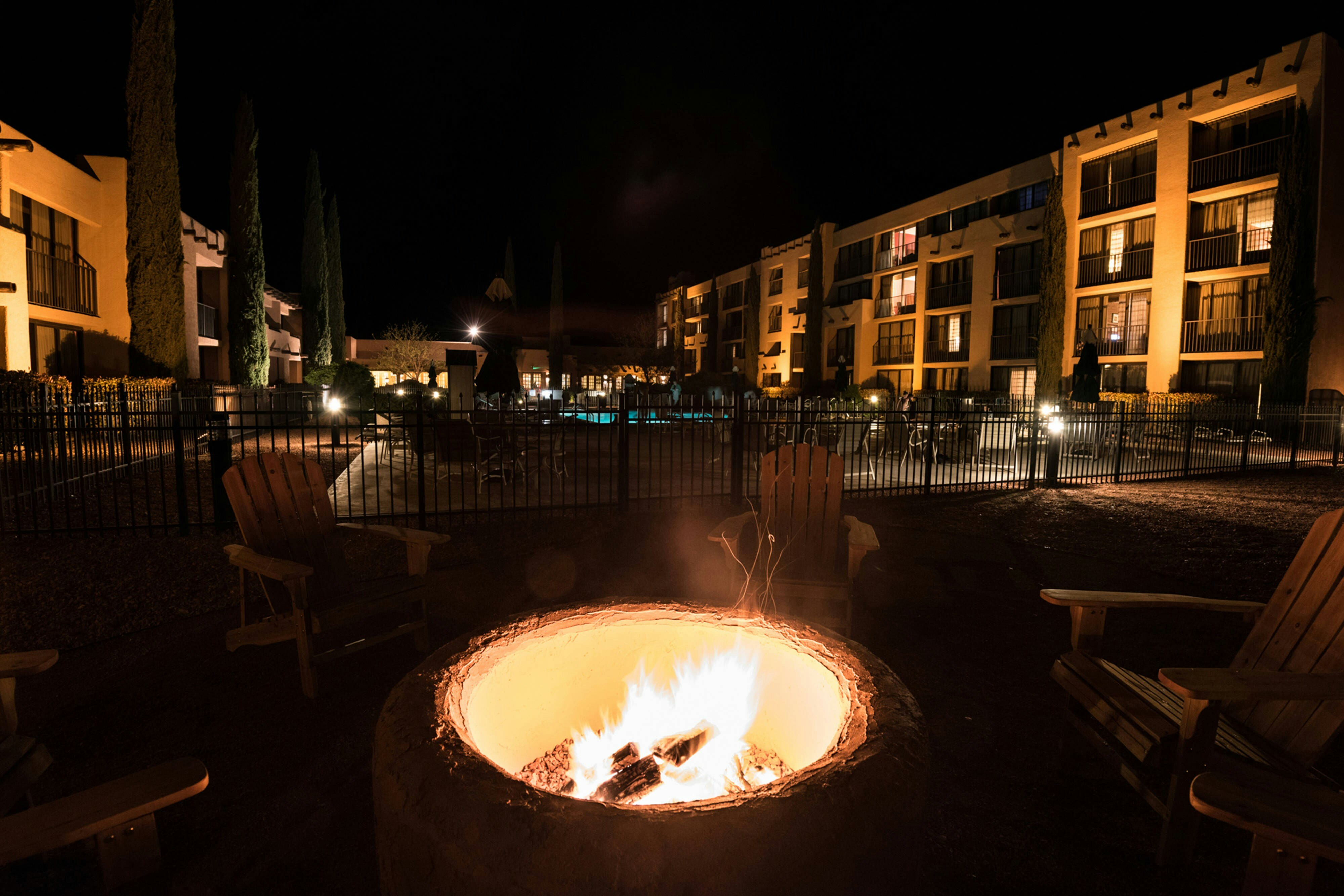 Courtyard Page At Lake Powell 16/19