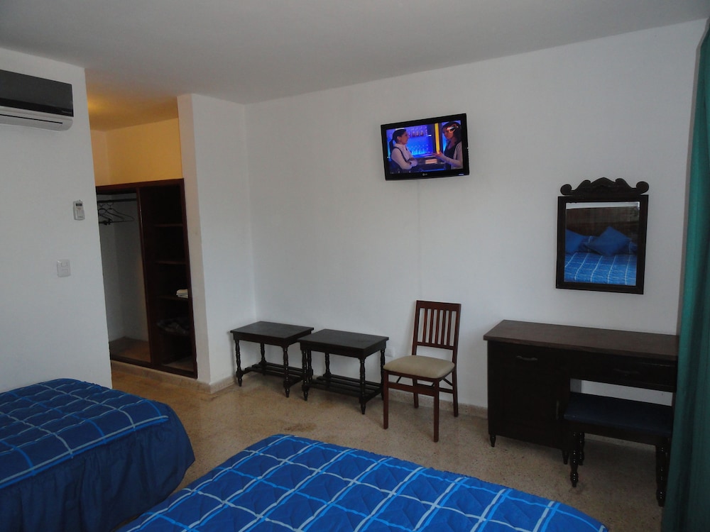 Las Dalias Inn 19/60