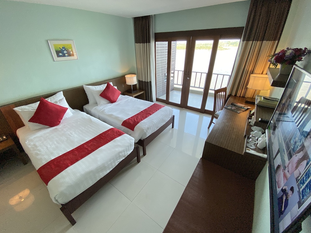 Siam Triangle Hotel 21/61