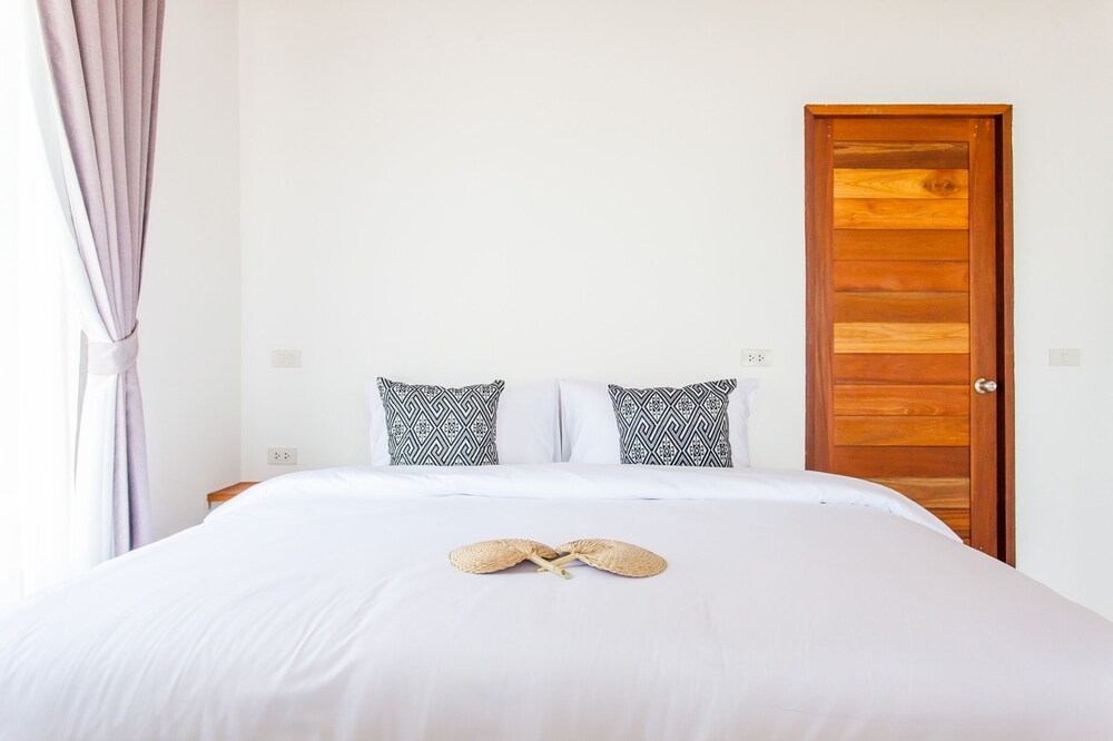 1 BEDROOM, DELUXE, VILLA, OCEAN FRONT