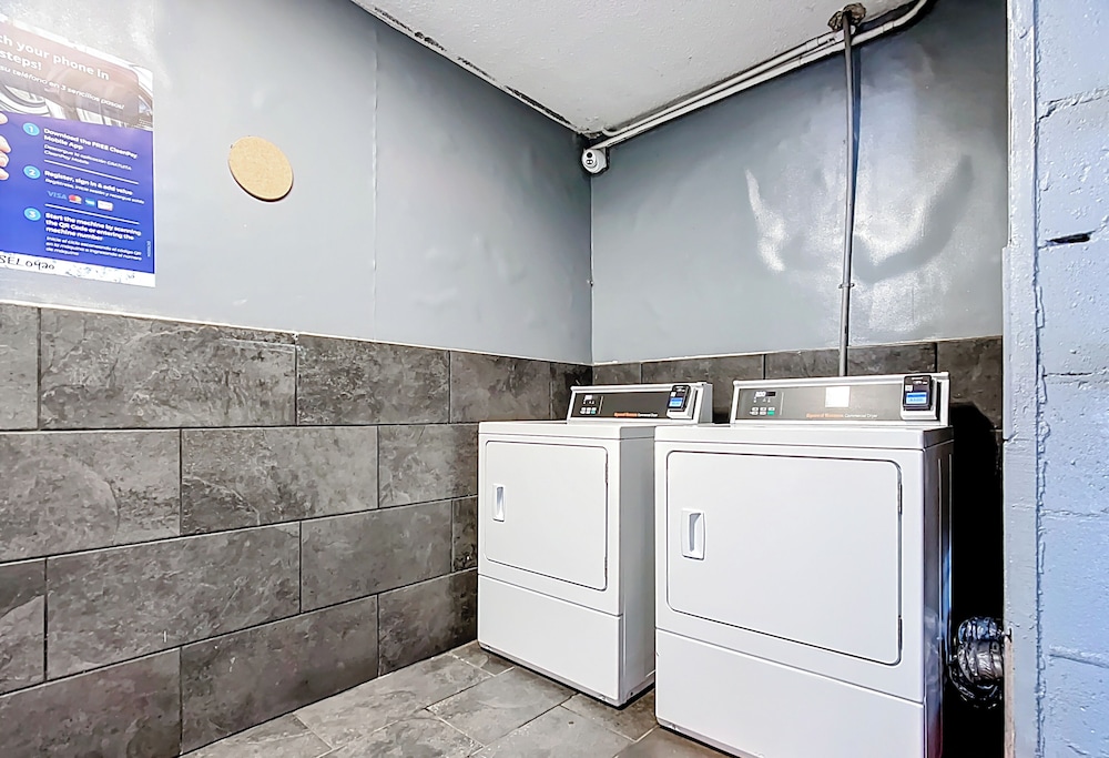 Stayable Suites Lakeland 16/66