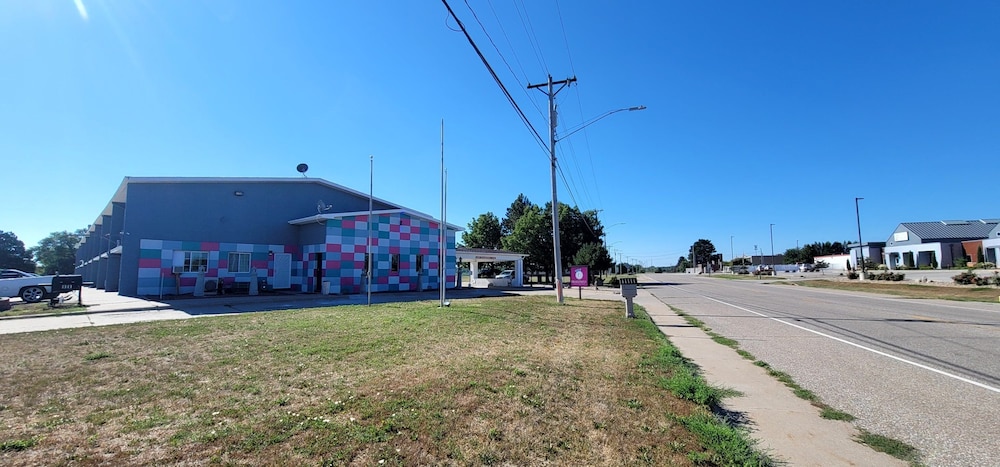Dragonfly Inn & Suites - Hastings 51/60