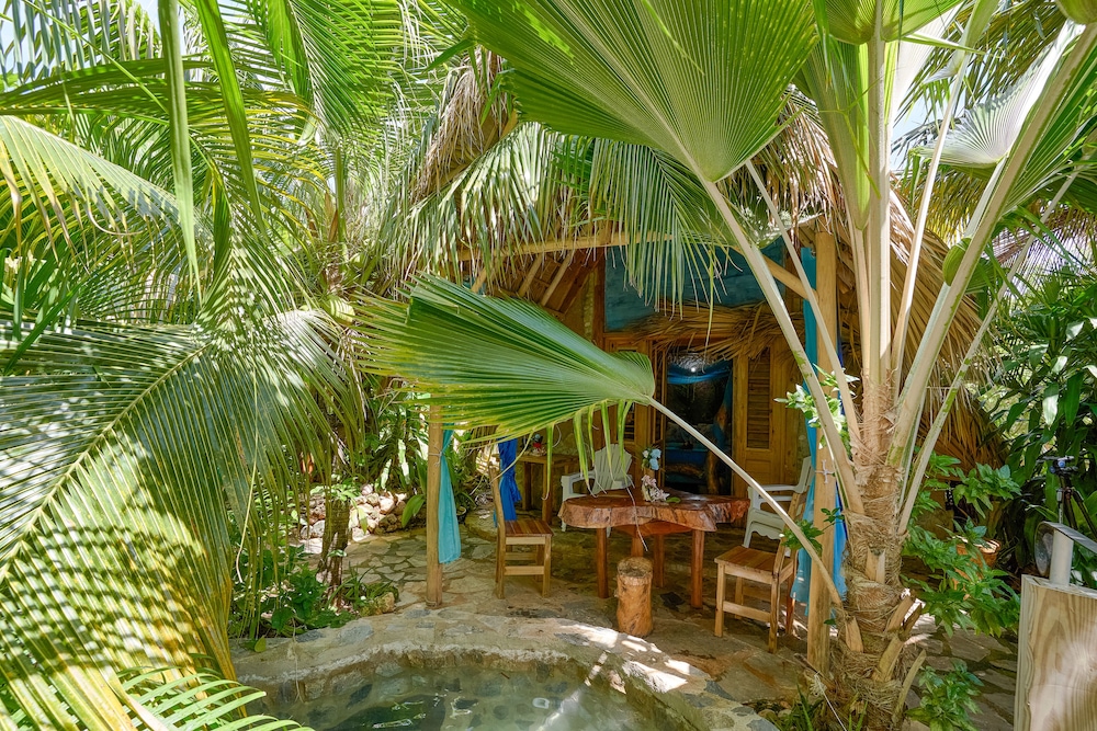 Chalet Tropical Village B&amp;B 64/74