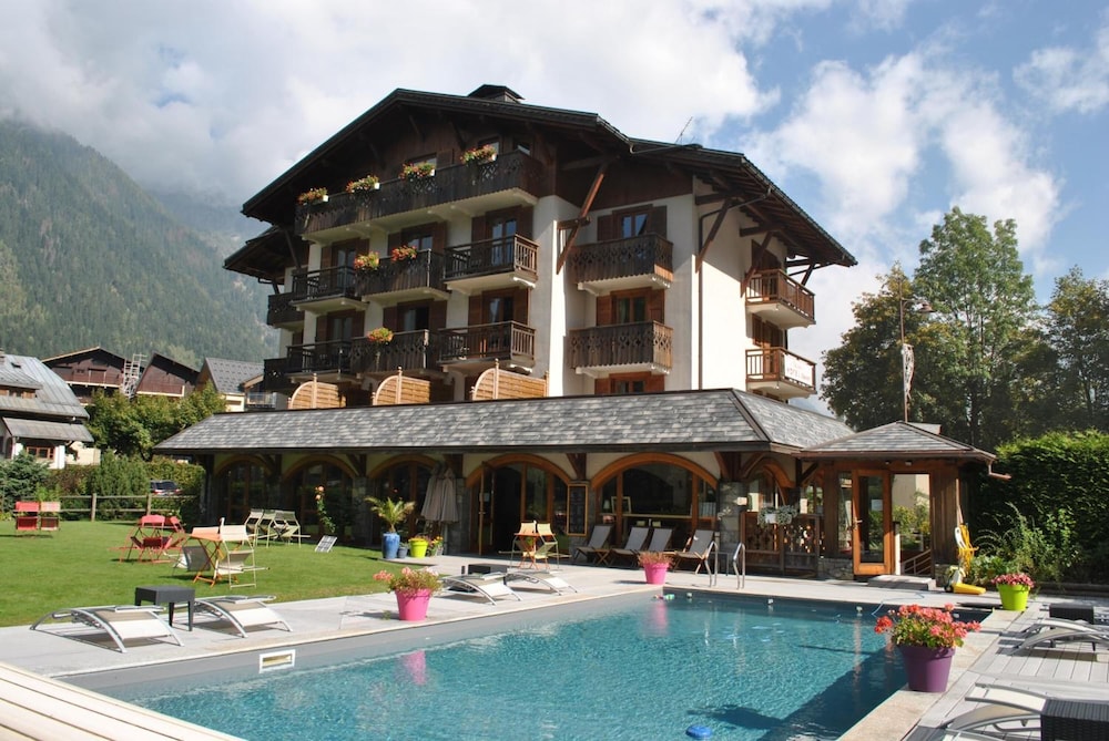 Hotel L'Oustalet 3/45
