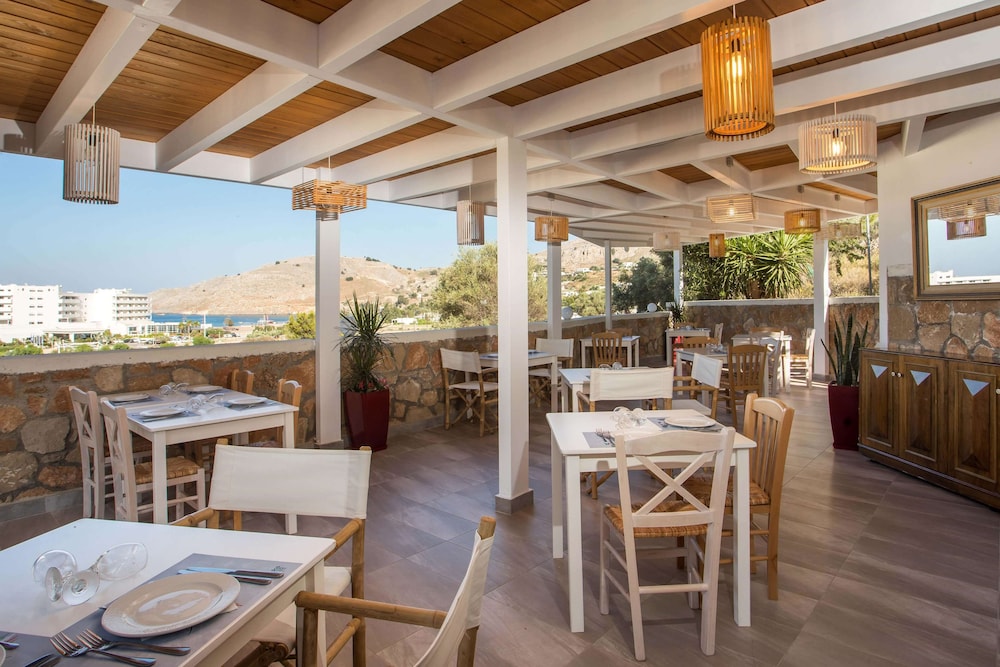Lindos White Hotel & Suites 36/47