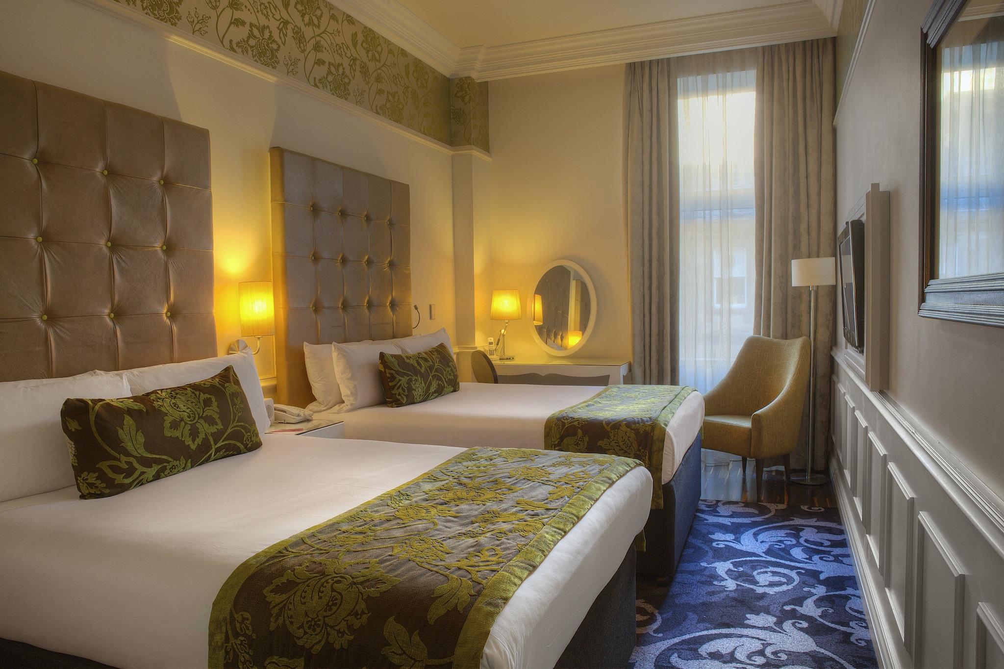 Room, King Bed